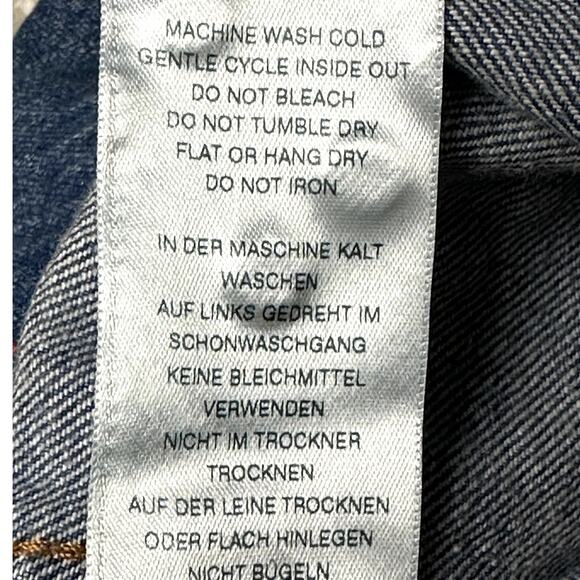 True Religion NWT Trucker Denim Jean Jacket Women Sz Small Petite Crystals - Picture 11 of 11